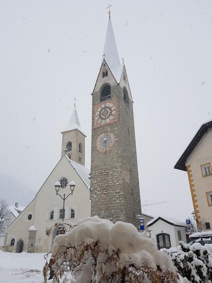 Gasthof Traube San Lorenzo di Sebato Kültér fotó